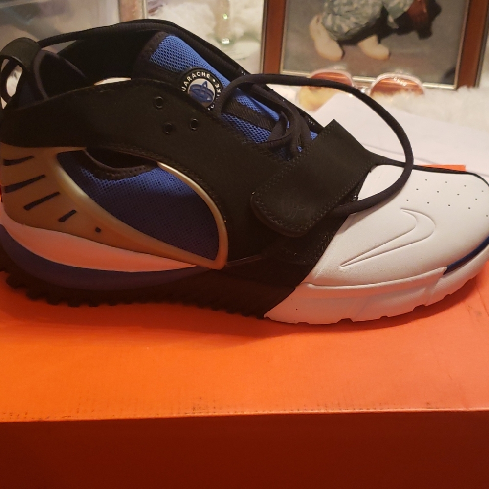 M. Vicks Cross Trainer